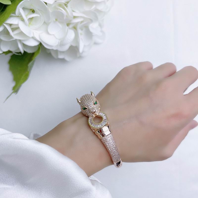 Cartier bracelet 11lyx37 (9)